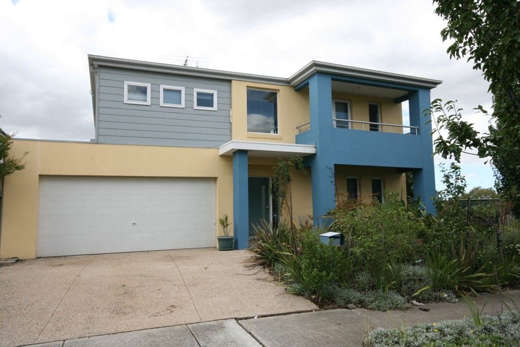 2 Braywood Terrace, CAIRNLEA VIC 3023, Cairnlea - Image 1