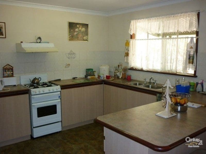 81 Old West Road, BULLSBROOK WA 6084, Bullsbrook - Thumbnail 4