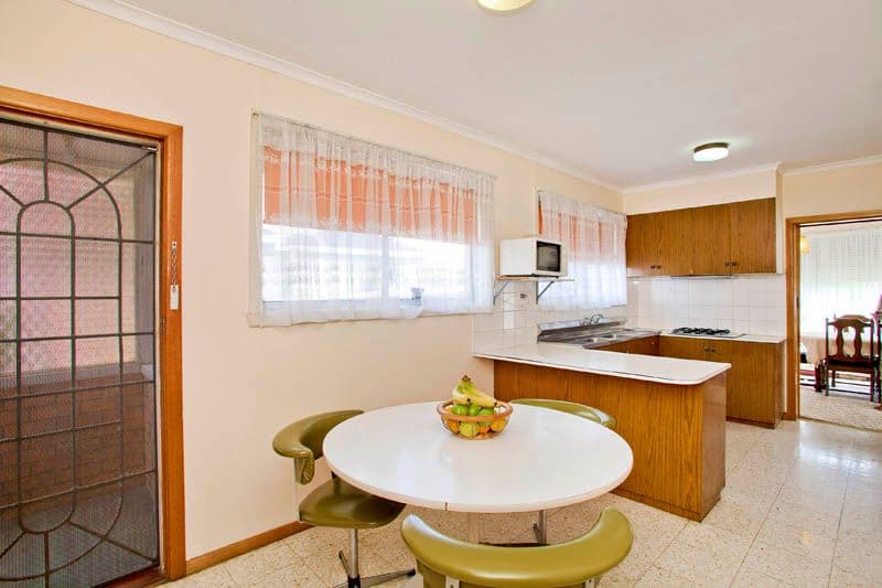 5 Alkoomi Avenue, HAMLYN HEIGHTS VIC 3215, Hamlyn Heights - Thumbnail 4