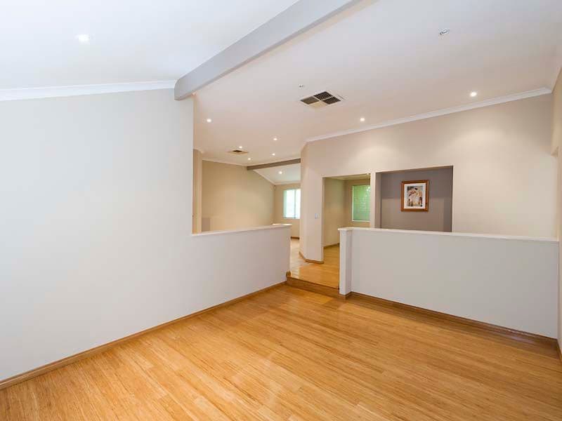2 Casey Close, CANNING VALE WA 6155, Canning Vale - Thumbnail 3