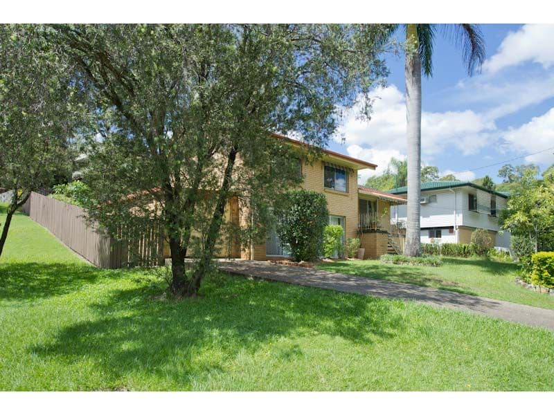 40 Tarnook Drive, FERNY HILLS QLD 4055, Ferny Hills - Thumbnail 2
