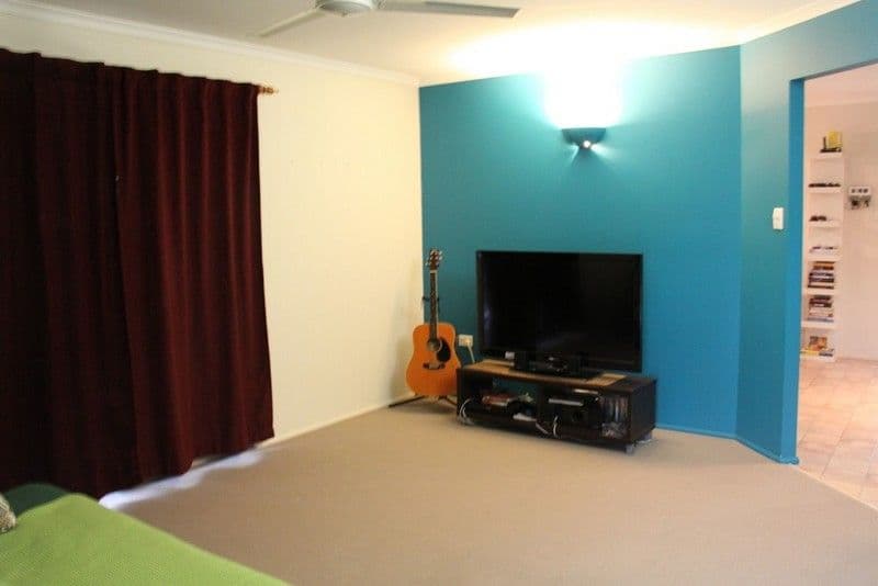 10 Kirrang Place, BOYNE ISLAND QLD 4680, Boyne Island - Thumbnail 5