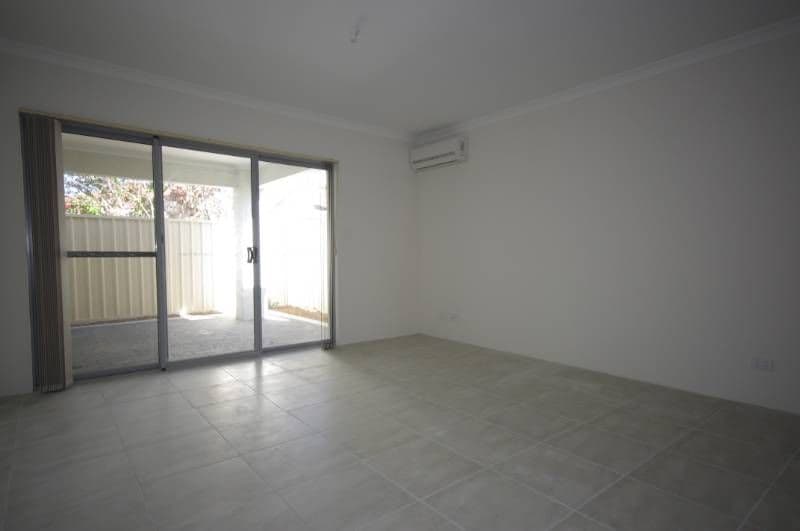31a Robertsbridge Road, NOLLAMARA WA 6061, Nollamara - Thumbnail 4