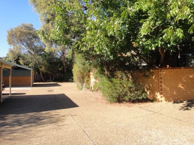 1/3 Solly Place, BELCONNEN ACT 2617, Belconnen - Thumbnail 2