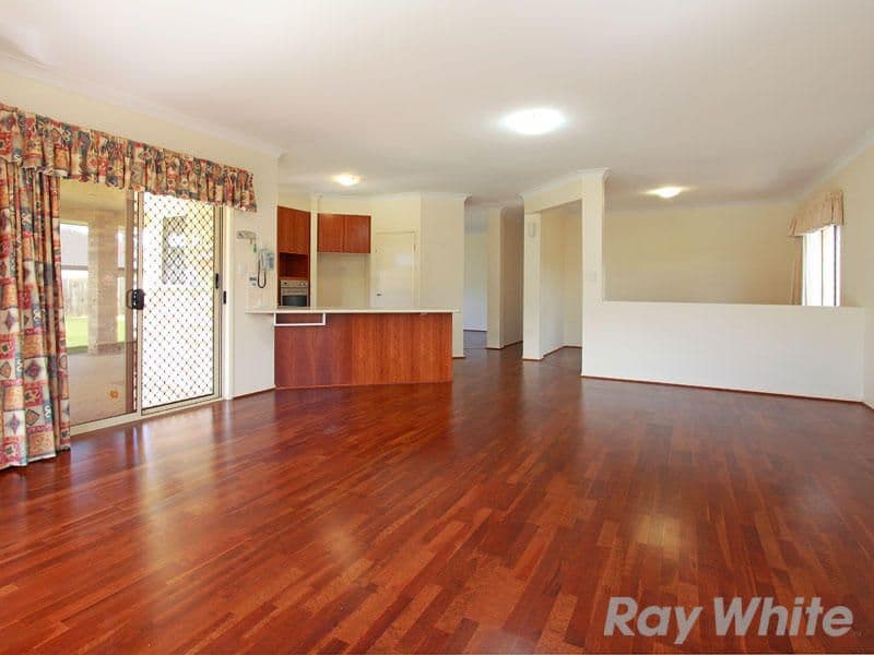 4 King Parrot Court, CASHMERE QLD 4500, Cashmere - Thumbnail 4