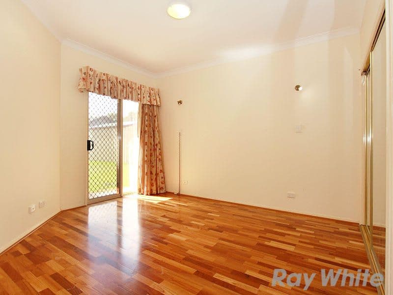 4 King Parrot Court, CASHMERE QLD 4500, Cashmere - Thumbnail 7