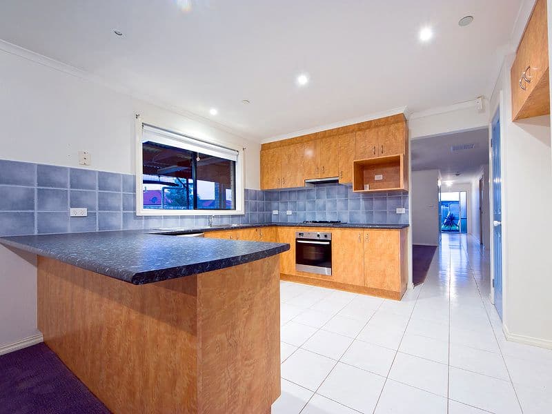 16 Lucy Close, TARNEIT VIC 3029, Tarneit - Thumbnail 4
