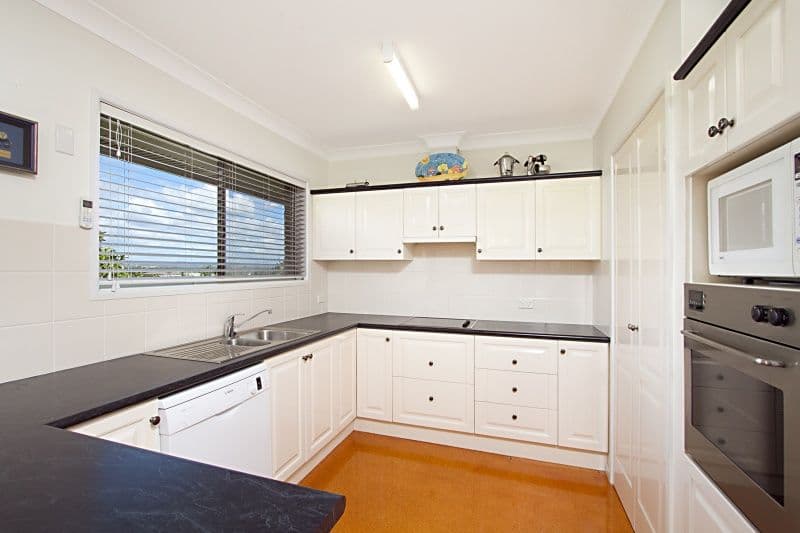 9 Frobisher Street, SPRINGWOOD QLD 4127, Springwood - Thumbnail 5