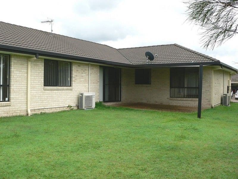 27 Brissendon Street, MAUDSLAND QLD 4210, Maudsland - Thumbnail 2