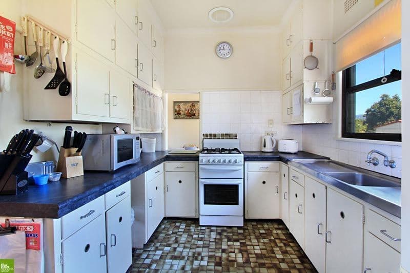 8 Kimbeth Crescent, ALBION PARK RAIL NSW 2527, Albion Park Rail - Thumbnail 4