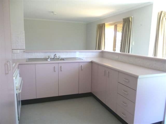 5 Oaklands Court, GLENVALE QLD 4350, Glenvale - Thumbnail 5