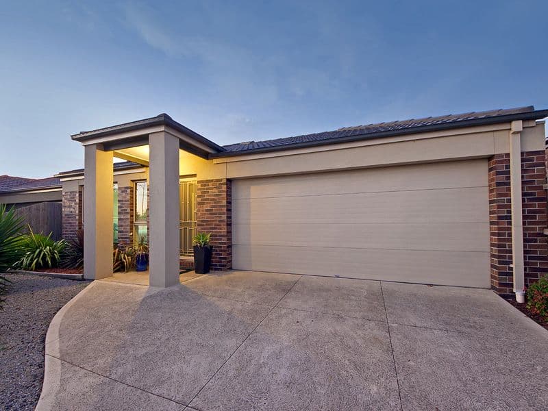 36 James Cook Drive, TRUGANINA VIC 3029, Truganina - Thumbnail 2