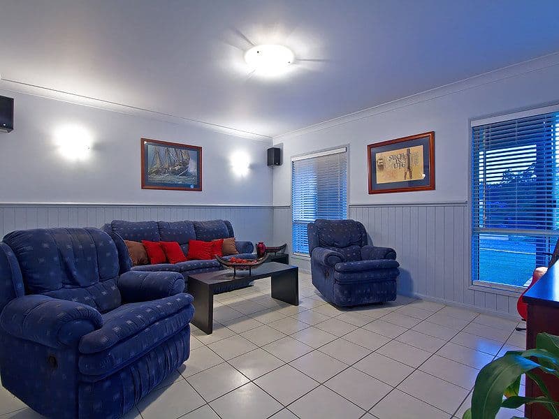 6 Wren Court, GREENBANK QLD 4124, Greenbank - Thumbnail 8