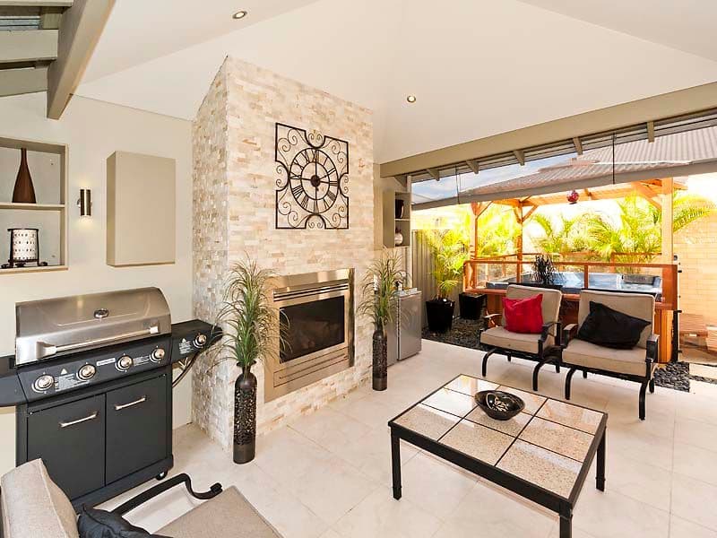 16 Edgehill Walk, PIARA WATERS WA 6112, Piara Waters - Thumbnail 4