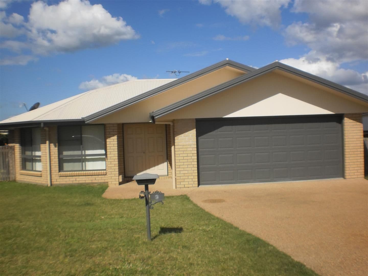 3 Riley Drive, GRACEMERE QLD 4702, Gracemere - Image 1