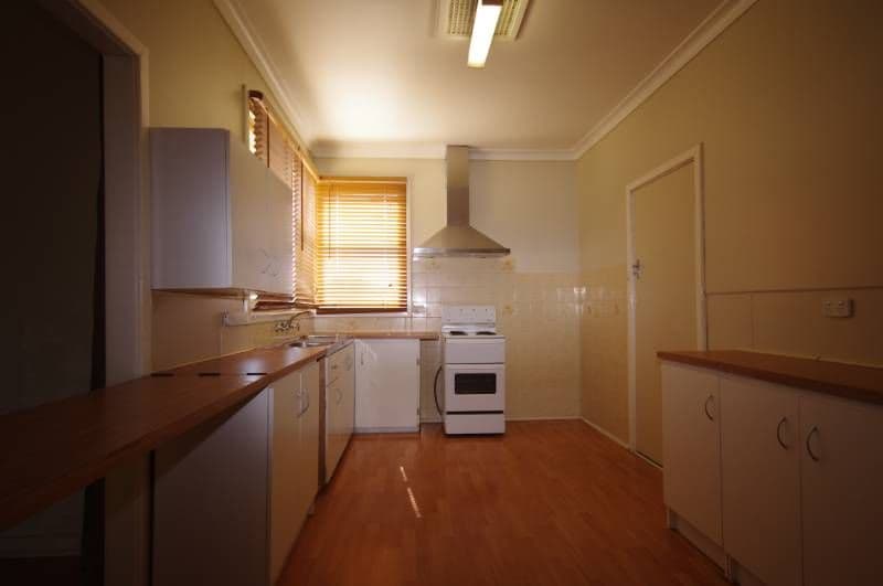 21 Louden Street, BALGA WA 6061, Balga - Thumbnail 2