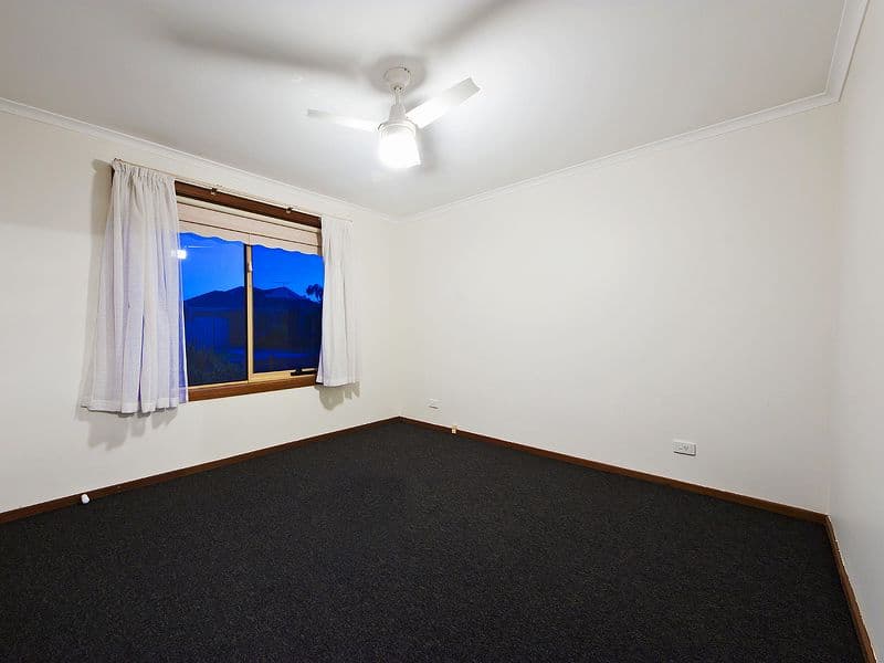 93 Mossfiel Drive, HOPPERS CROSSING VIC 3029, Hoppers Crossing - Thumbnail 5