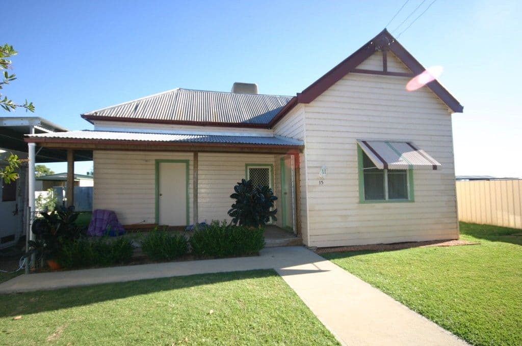 15 McDonald Lane, NARRABRI NSW 2390, Narrabri - Image 1