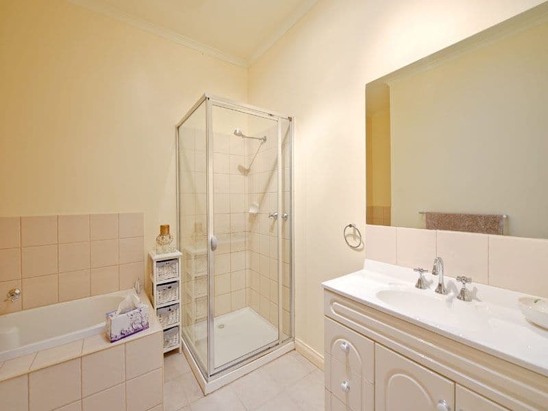 70 Medway Street, BOX HILL NORTH VIC 3129, Box Hill North - Thumbnail 5