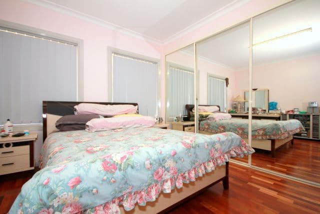 12A Haig Avenue, GEORGES HALL NSW 2198, Georges Hall - Thumbnail 4