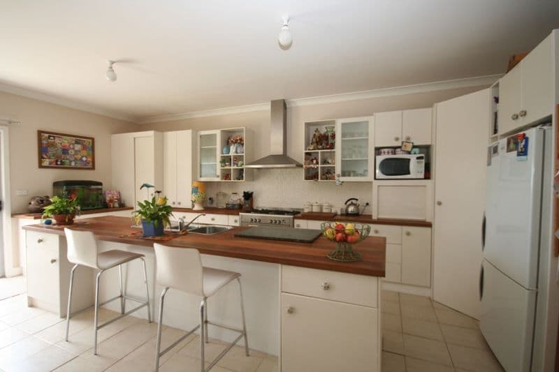 91 Marks Crescent, OBERON NSW 2787, Oberon - Thumbnail 2