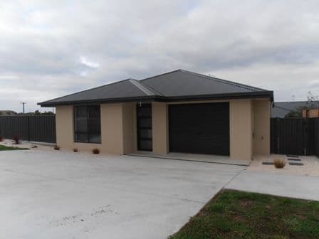 1/18 Tranquil Place, SHEARWATER TAS 7307, Shearwater - Image 1