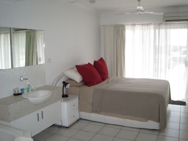 133/21 Cavenagh Street, DARWIN NT 0800, Darwin - Thumbnail 2