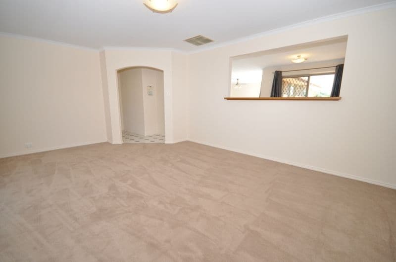 7 Tea Tree Drive, CRAIGMORE SA 5114, Craigmore - Thumbnail 4