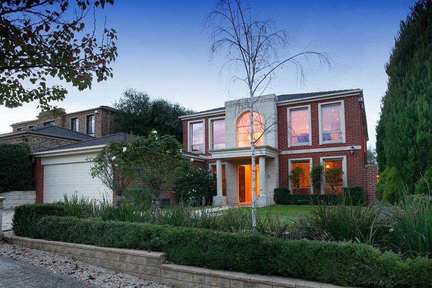 3 Margaret Gray Close, GLEN WAVERLEY VIC 3150, Glen Waverley - Image 1