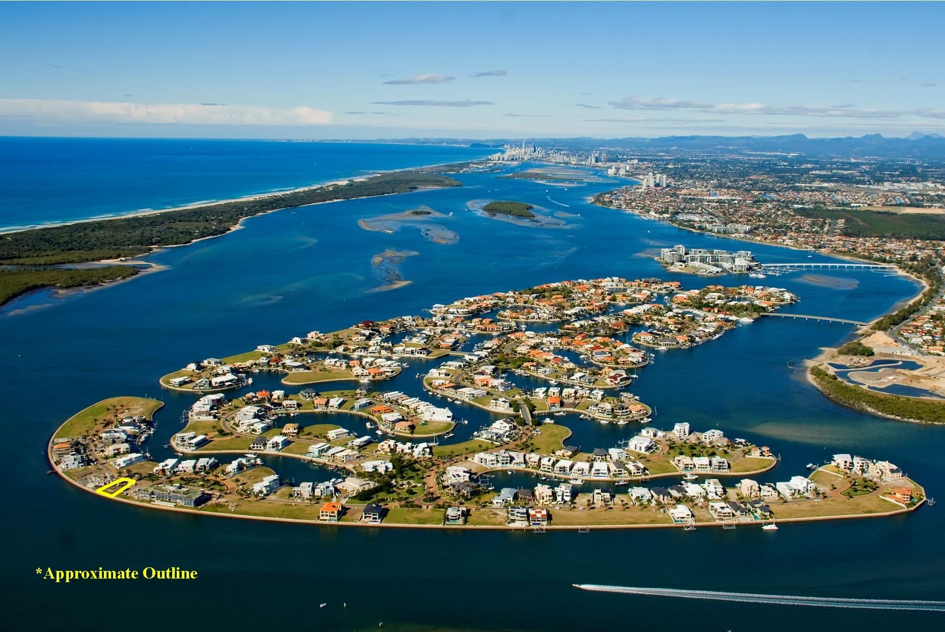 36 Knightsbridge Parade East, SOVEREIGN ISLANDS QLD 4216, Sovereign Islands - Image 1