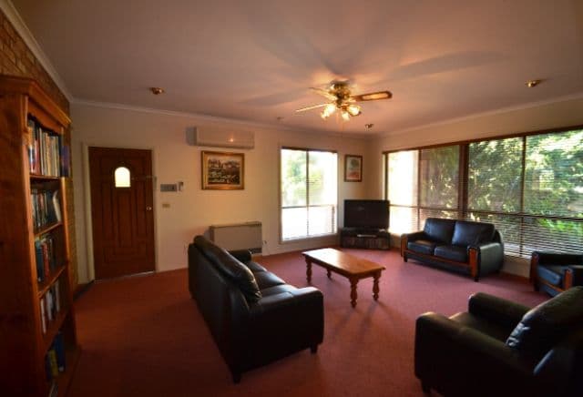 14 Mallett Crescent, SEYMOUR VIC 3660, Seymour - Thumbnail 8