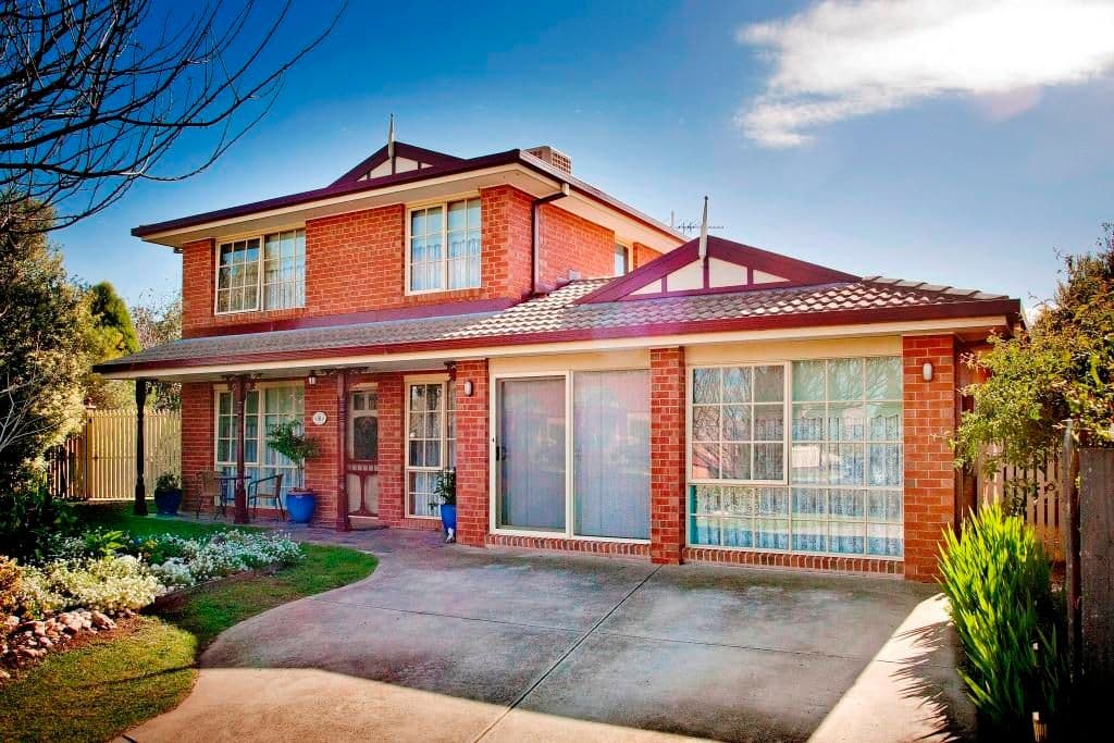 8 Stefan Court, LARA VIC 3212, Lara - Image 1