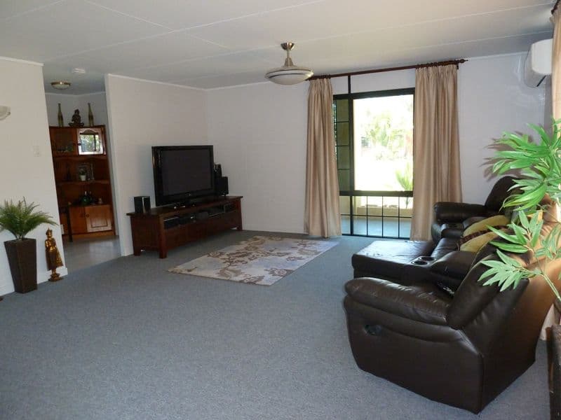 6 Cavanagh Drive, BLACKS BEACH QLD 4740, Blacks Beach - Thumbnail 3