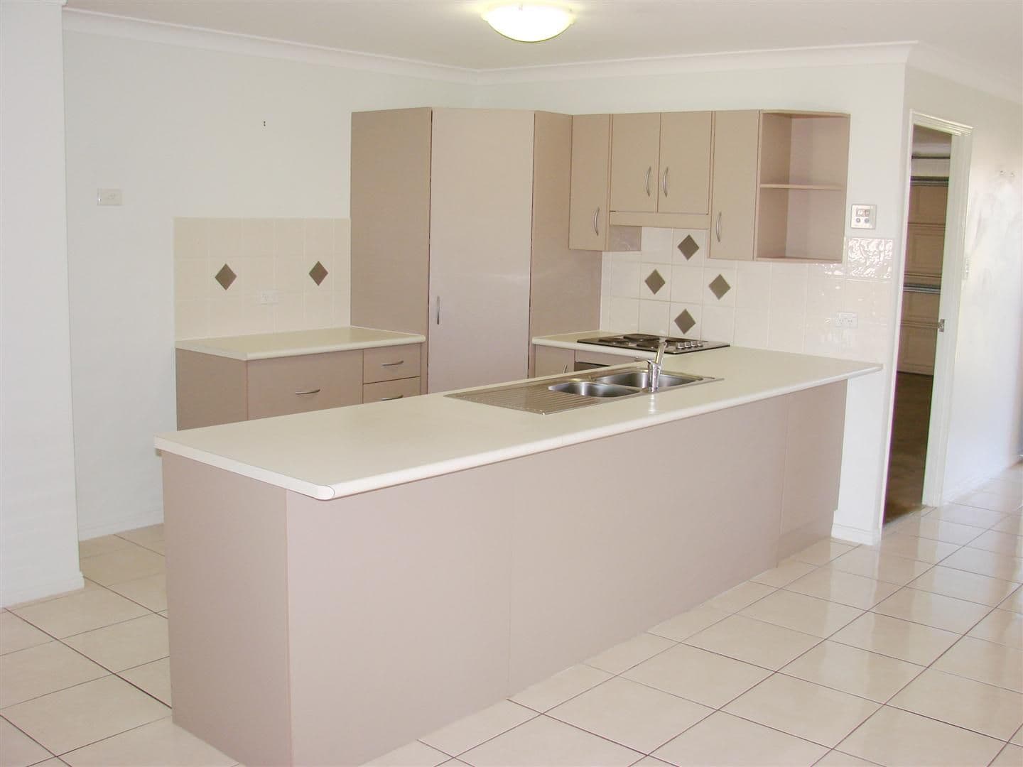 18 Annie Close, GRACEMERE QLD 4702, Gracemere - Thumbnail 4