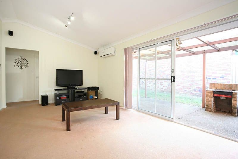 16 Tenterfield Place, FOREST LAKE QLD 4078, Forest Lake - Thumbnail 3