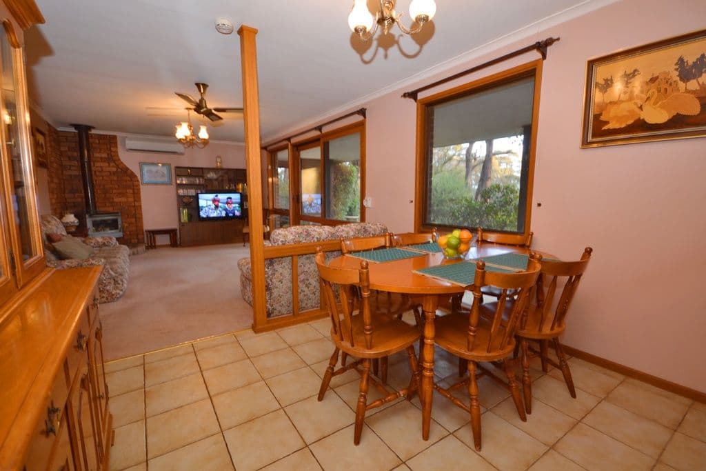 56 Woodland Drive, SCARSDALE VIC 3351, Scarsdale - Thumbnail 3