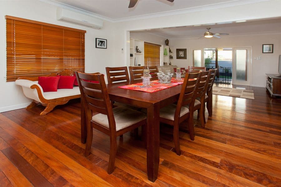 102 Arnold Street, HOLLAND PARK QLD 4121, Holland Park - Thumbnail 4