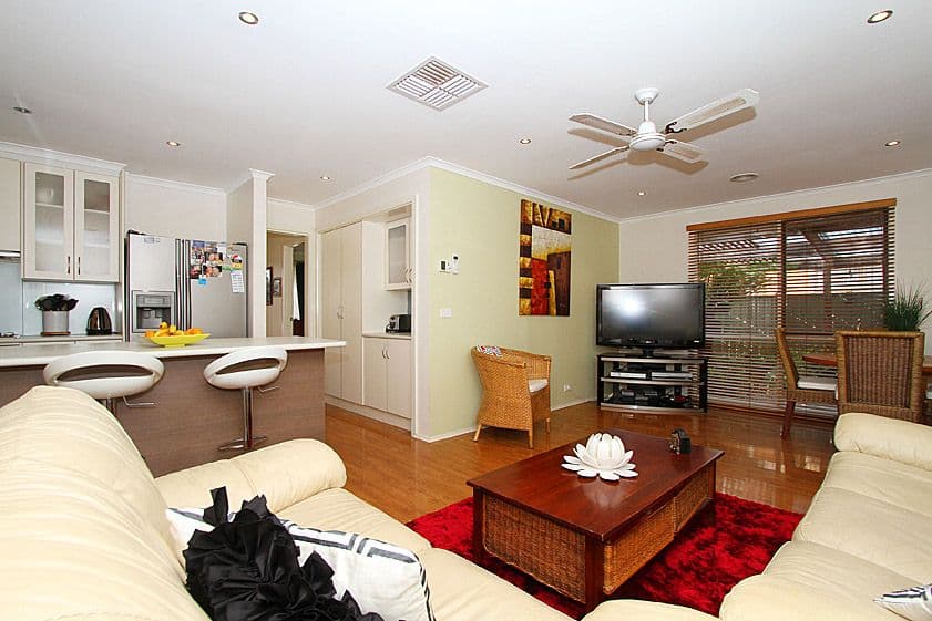 113 Dianne Avenue, CRAIGIEBURN VIC 3064, Craigieburn - Thumbnail 2