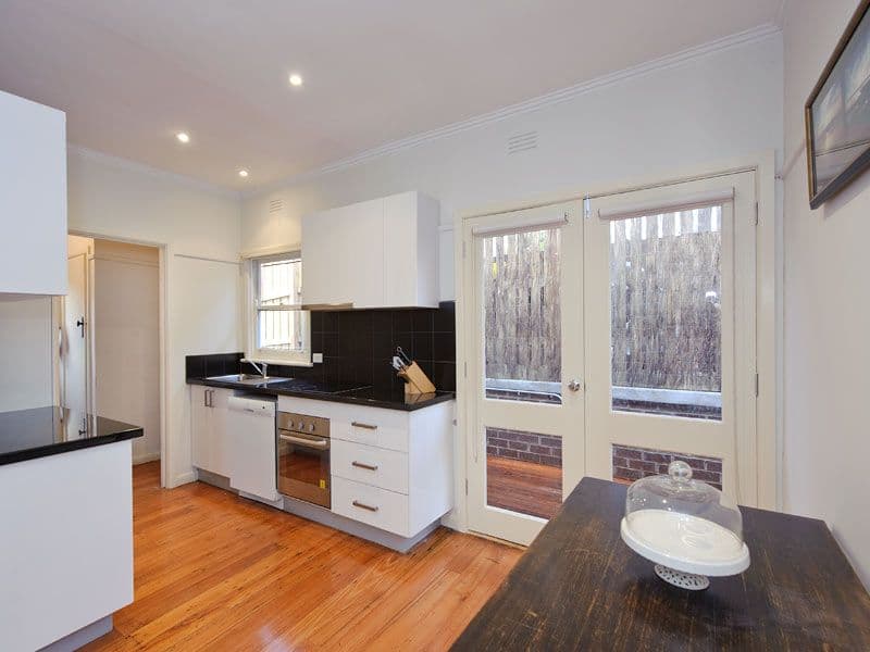 8 Vannam Drive, ASHWOOD VIC 3147, Ashwood - Thumbnail 4