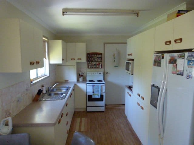 34 Luckie Crescent, TIVOLI QLD 4305, Tivoli - Thumbnail 2