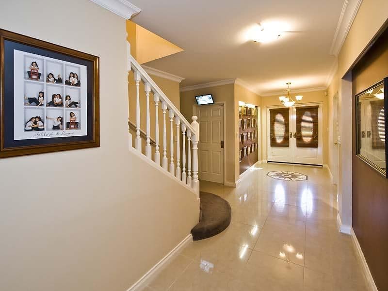 12 Ambleside Way, CANNING VALE WA 6155, Canning Vale - Thumbnail 6