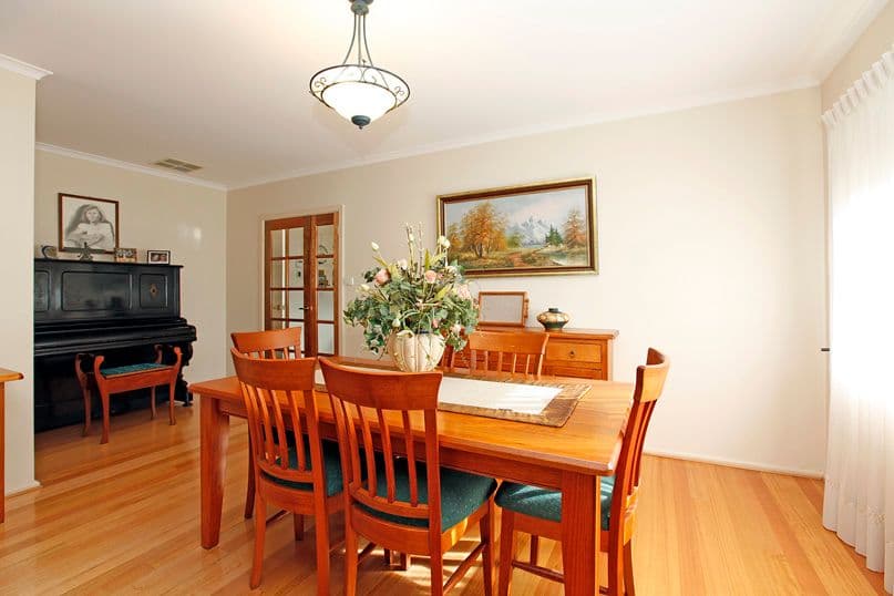 33 Barwon Avenue, RESERVOIR VIC 3073, Reservoir - Thumbnail 6