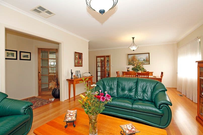 33 Barwon Avenue, RESERVOIR VIC 3073, Reservoir - Thumbnail 5