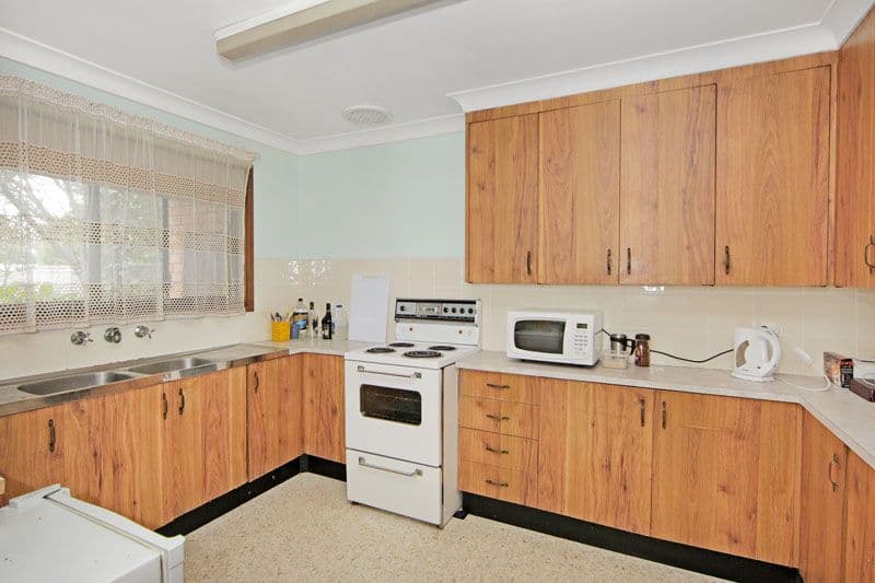 69 Moss Avenue, TOUKLEY NSW 2263, Toukley - Thumbnail 5