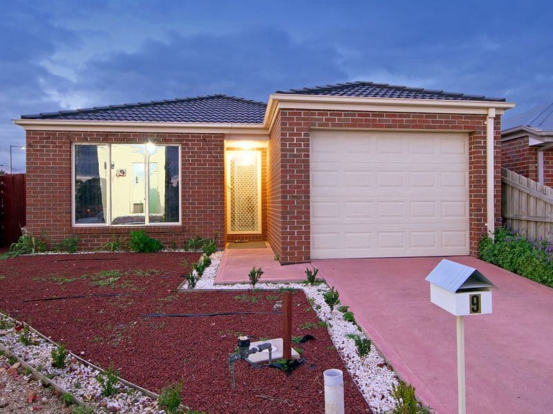 9 Bronson Circuit, HOPPERS CROSSING VIC 3029, Hoppers Crossing - Image 1