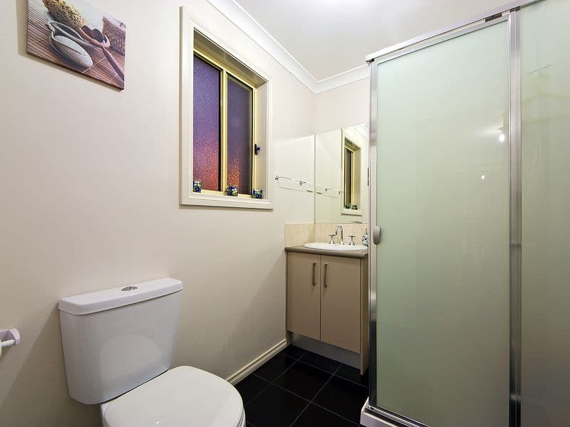 9 Bronson Circuit, HOPPERS CROSSING VIC 3029, Hoppers Crossing - Thumbnail 8