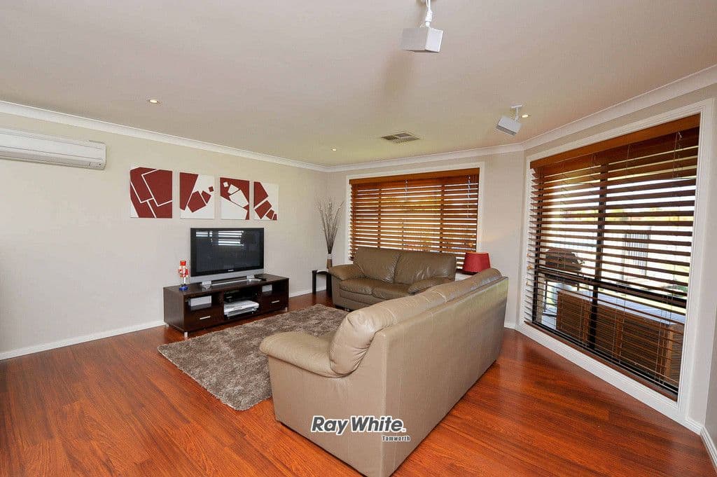63 Grant Street, TAMWORTH NSW 2340, Tamworth - Thumbnail 3