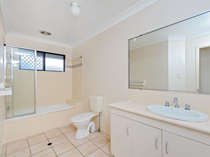 38 Dyson Street, SUNNYBANK QLD 4109, Sunnybank - Thumbnail 6
