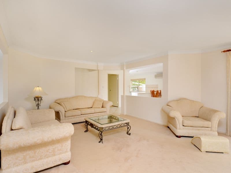 138 Lancaster Circuit, STRETTON QLD 4116, Stretton - Thumbnail 3