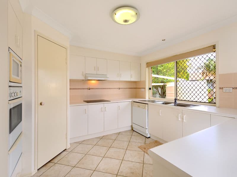 138 Lancaster Circuit, STRETTON QLD 4116, Stretton - Thumbnail 6